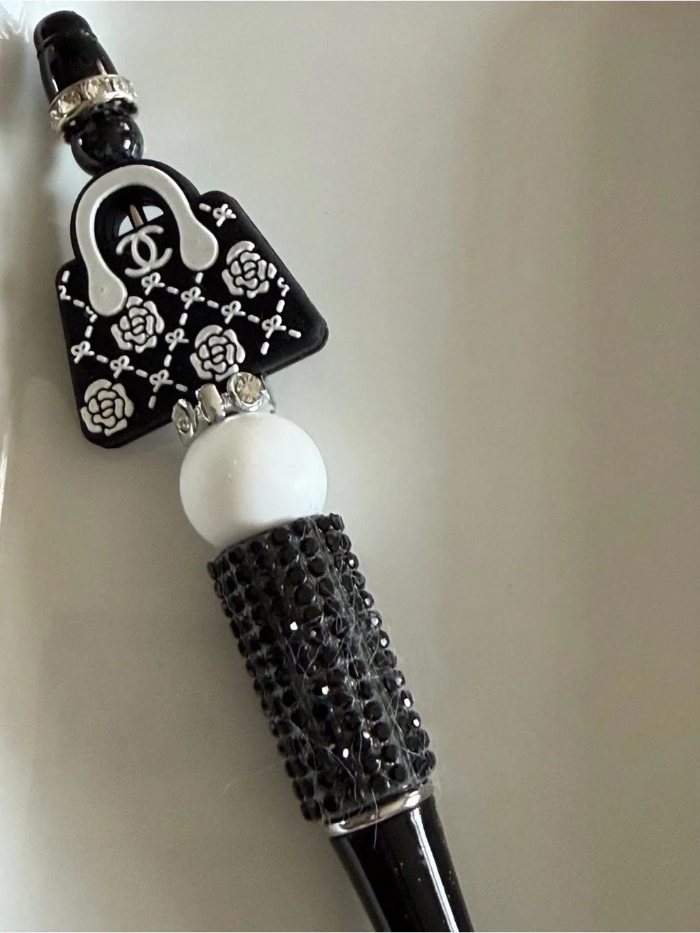 BEADED PEN